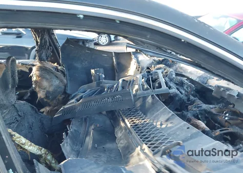 2018 Jeep Cherokee Latitude Plus 4X4 z USA, uszkodzony, nr VIN 1C4PJMLB3JD529825